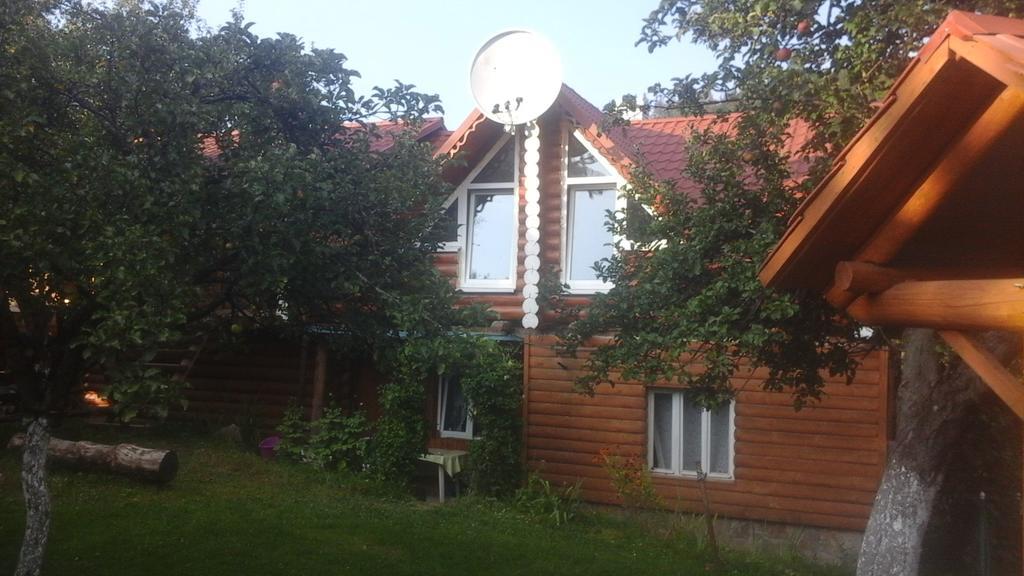 Садиба Під Гострою Zhdeniievo Exterior foto