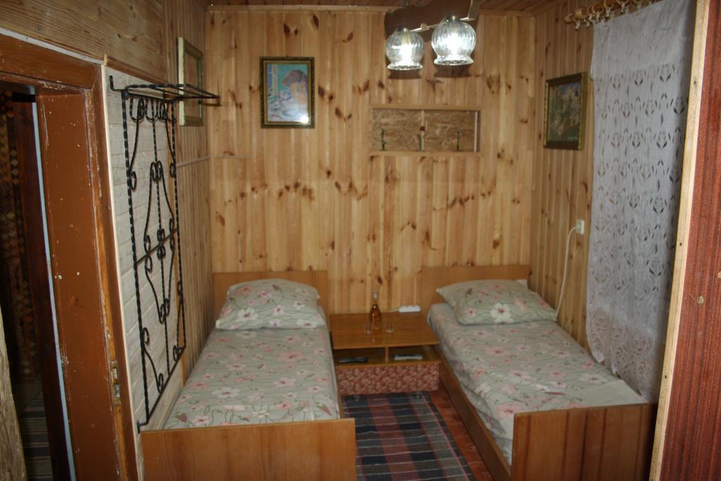 Садиба Під Гострою Zhdeniievo Exterior foto